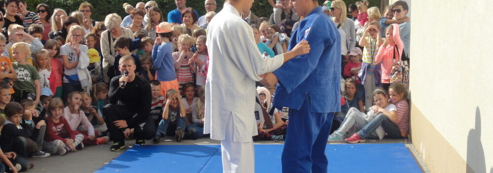 Pokaz w SP 20 – 9.2014 — zdjęcie z archiwum klubu