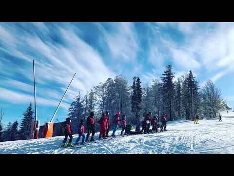 Kadr z filmu: Dragony❗️na Nartach⛷⛷? Szczyrk 2️⃣0️⃣2️⃣0️⃣ – Film z wyjazdu